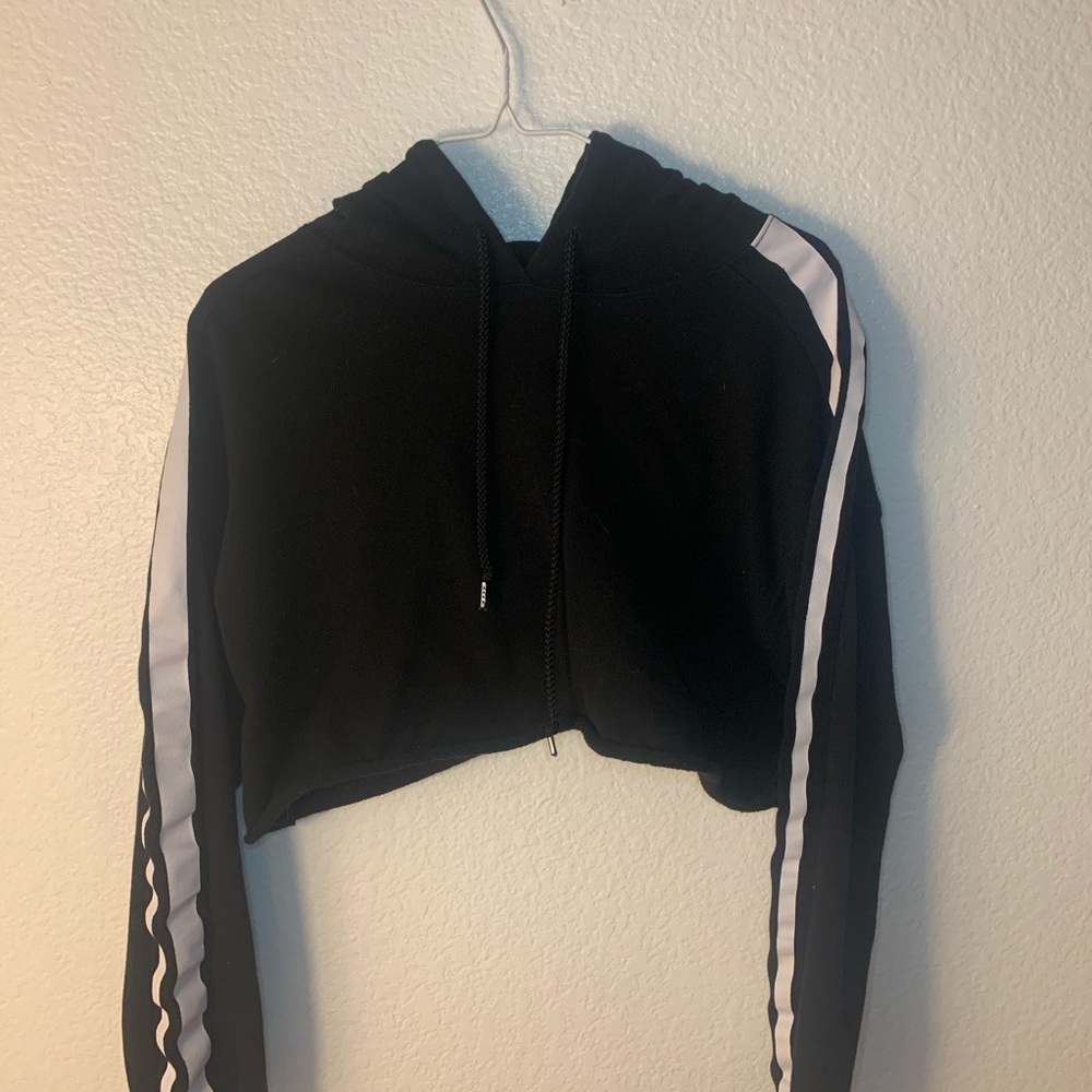 Cropped Athleisure Sweatshirt